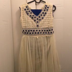 Shalwar Kameez Blue and White size small🔵